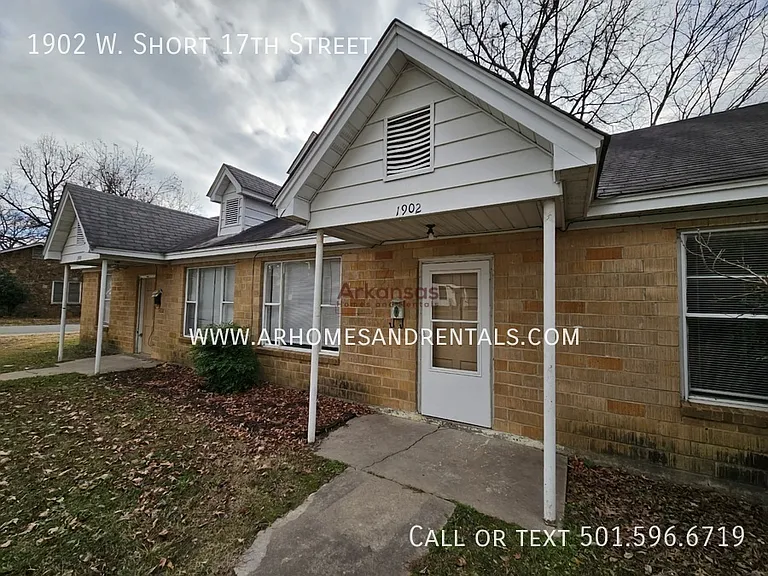 1902 W Short 17th St — Photo 24