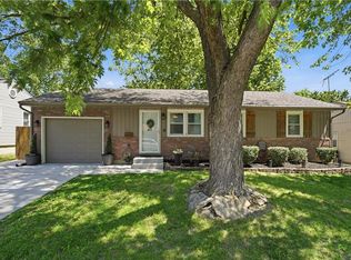 4013 S Spring St, Independence, MO 64055