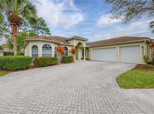 3924 Ruxton Rd, Naples, FL 34116