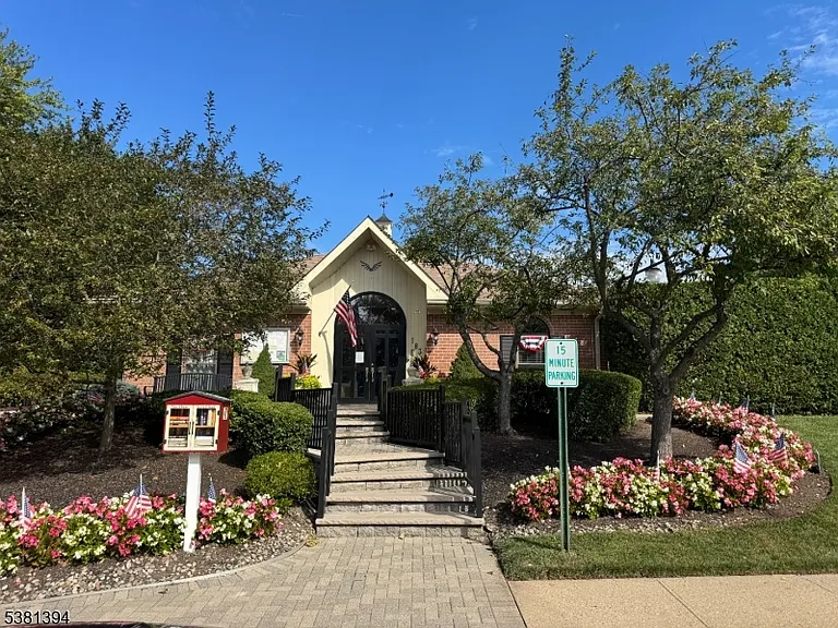 4 Woodward Ln — Photo 27