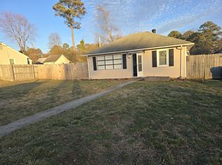 1305 Saint Michaels Ln, Henrico, VA 23229