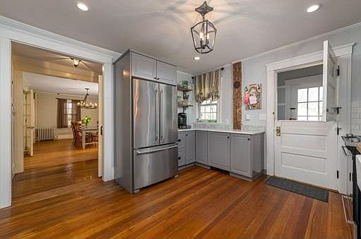 3rd image of 24 Greene St
