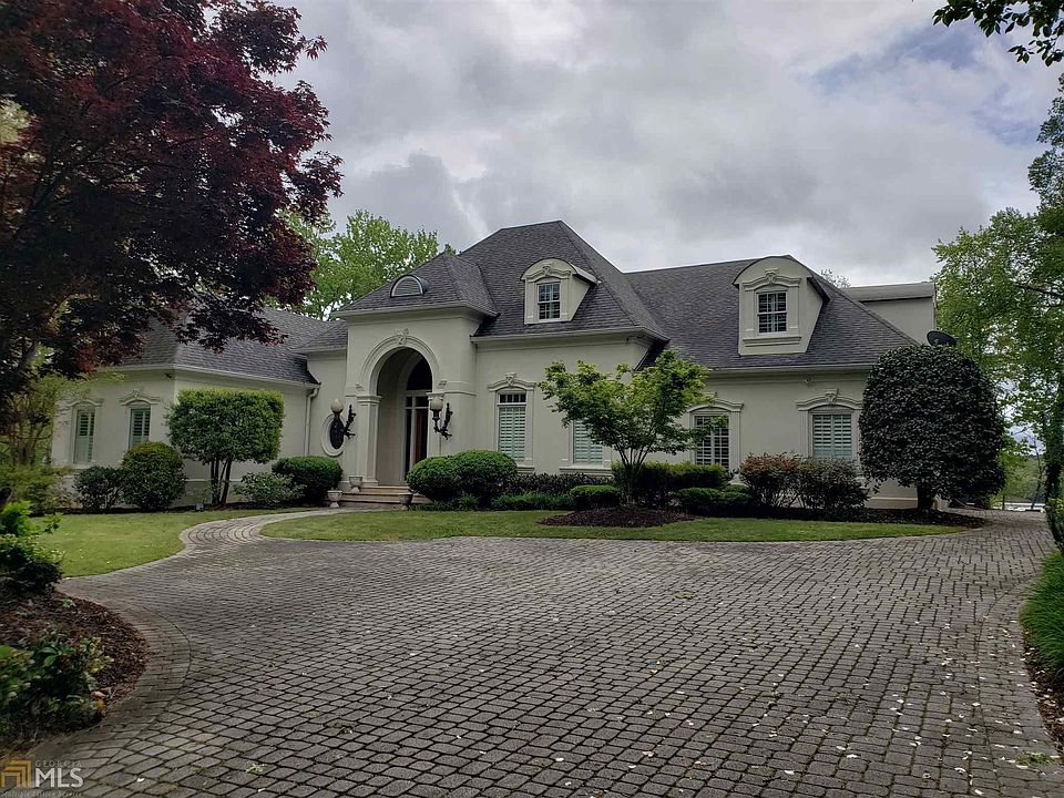 2nd image of 214 Lake Pointe Dr