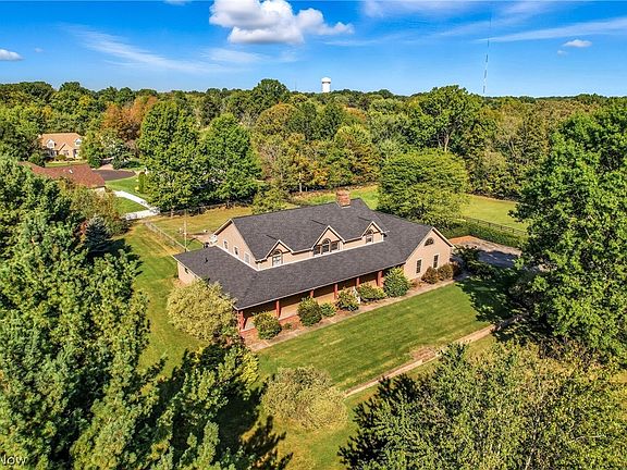 5th image of 4114 S Raccoon Rd