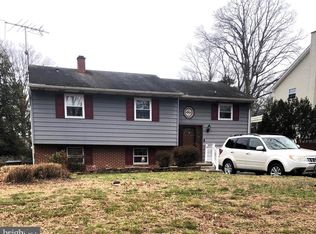 201 Southwood Rd, Pasadena, MD 21122