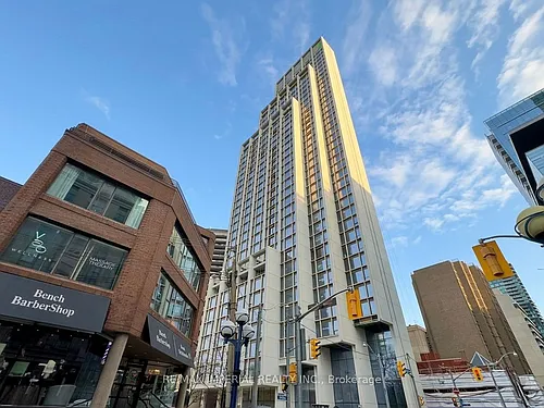 1315 Bay St Photo 1