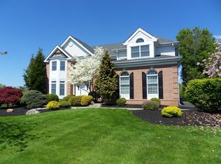 22 Sandtrap Cir, Ivyland, PA 18974