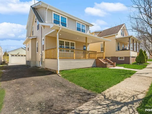 255 Garibaldi Ave, Lodi, NJ 07644