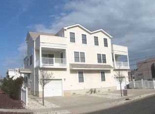 303 79th St, Avalon, NJ 08202