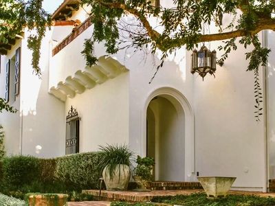 878 Hartzell St, Pacific Palisades, CA, 90272