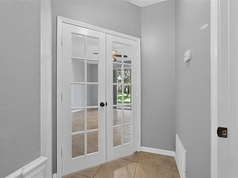 3186 Bayshore Oaks Dr — Photo 10