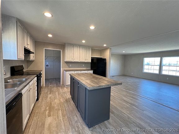 5th image of 801 Horseshoe Rd