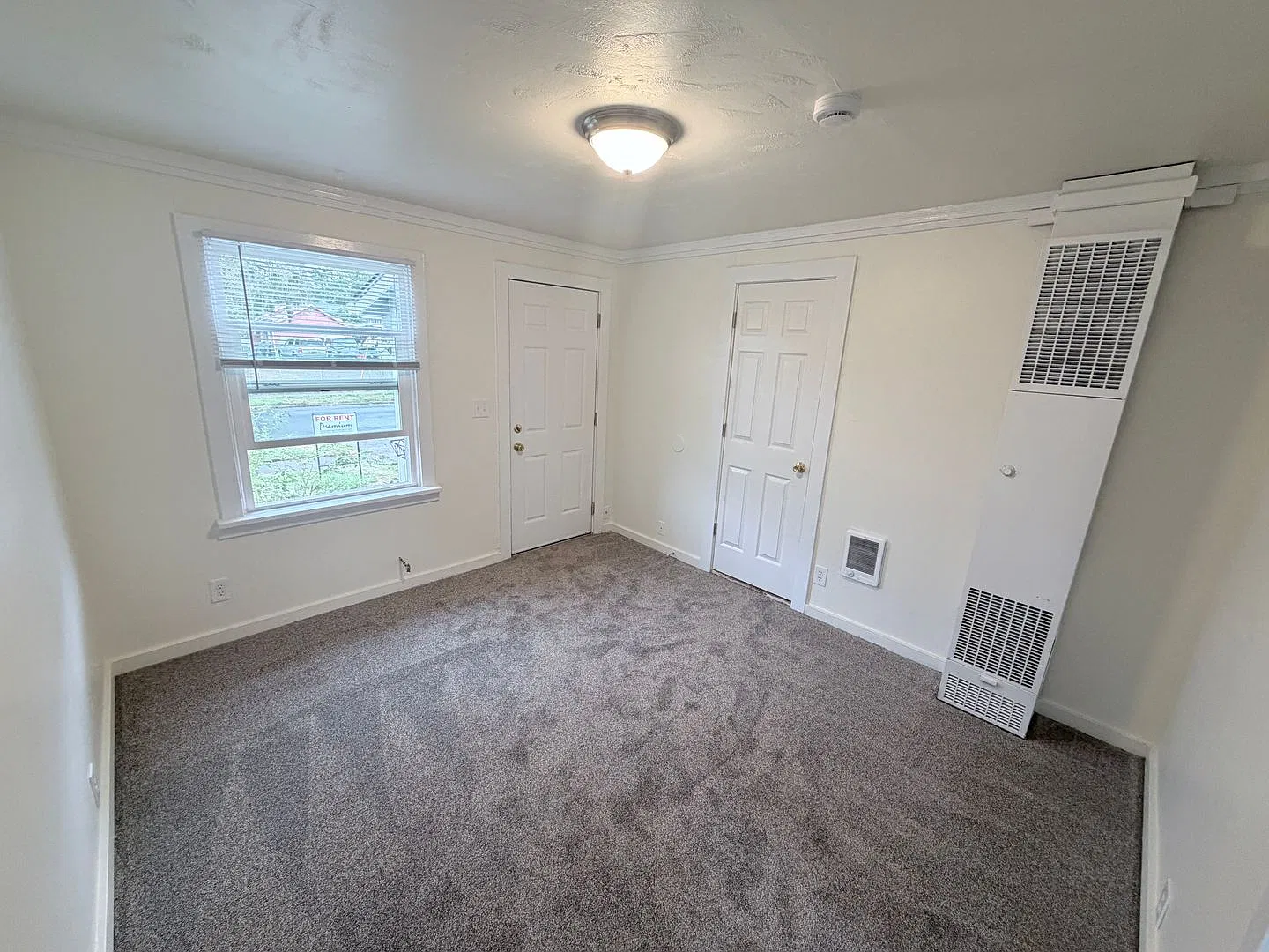 Newly Updated One Bedroom Home — Photo 2