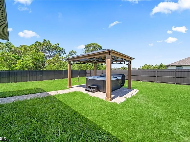 4536 NW 35th Pl — Photo 38
