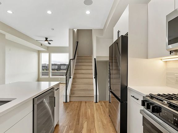 4th image of 3939 Inca St