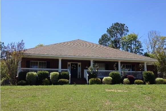 1st image of 9495 Lake Woods Dr
