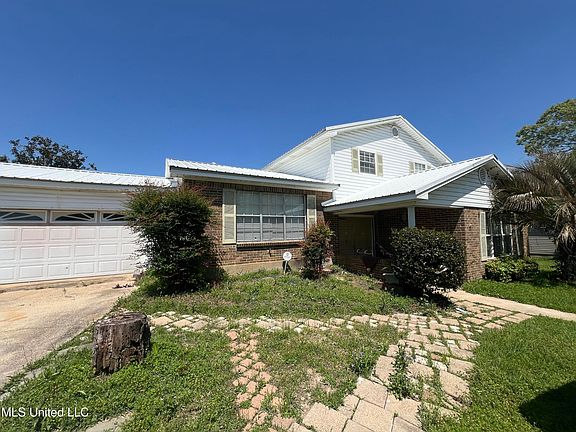 3rd image of 2333 Tradewinds Dr