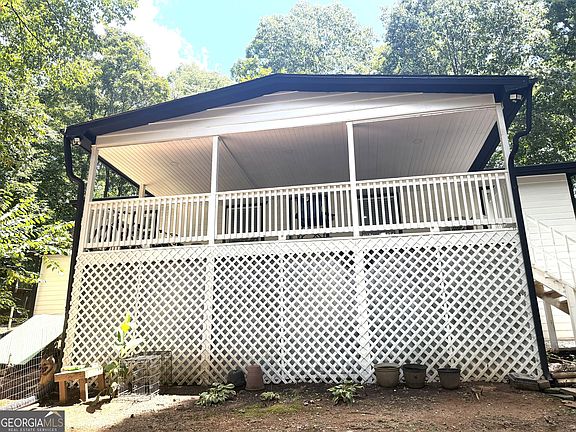 3rd image of 31 Huckleberry Ln