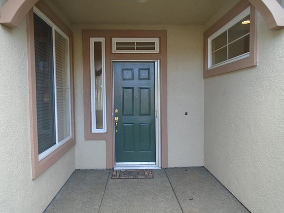 3rd image of 255 Red Mountain Dr