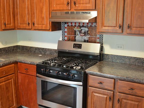 4th image of 1157 Brockton Ct