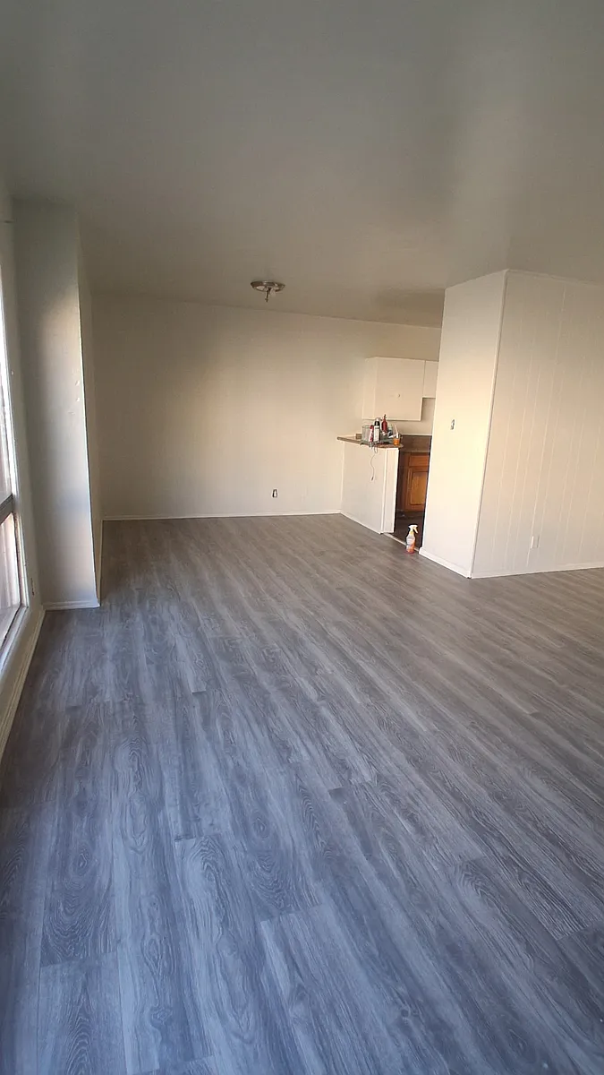Building Photo - 4530 Coliseum St #11