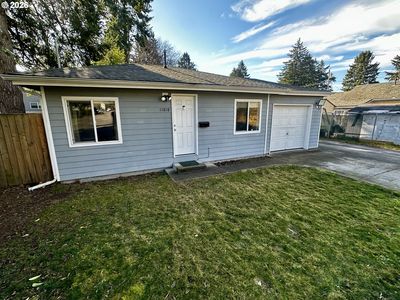 11818 NE Holladay St, Portland, OR, 97220