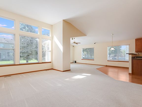 5th image of 3015 Shetland Ln