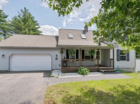 33 MacKenzie Way, Sanford, ME 04073
