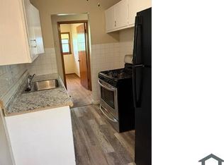 10417 Renfrew Dr, Saint Louis, MO 63137