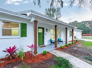 102 W Anglewood Dr, Brandon, FL 33511