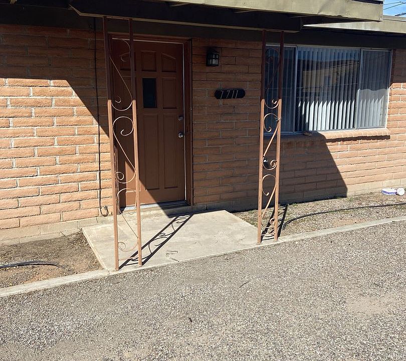 1st image of 1707 E Adelaide Dr #Adel1711