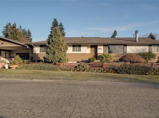 302 17th Avenue Ct, Milton, WA 98354