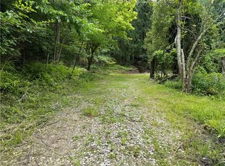 729 Gordon Dr, South Charleston, WV 25303