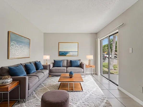 Del Rio Apartment Homes