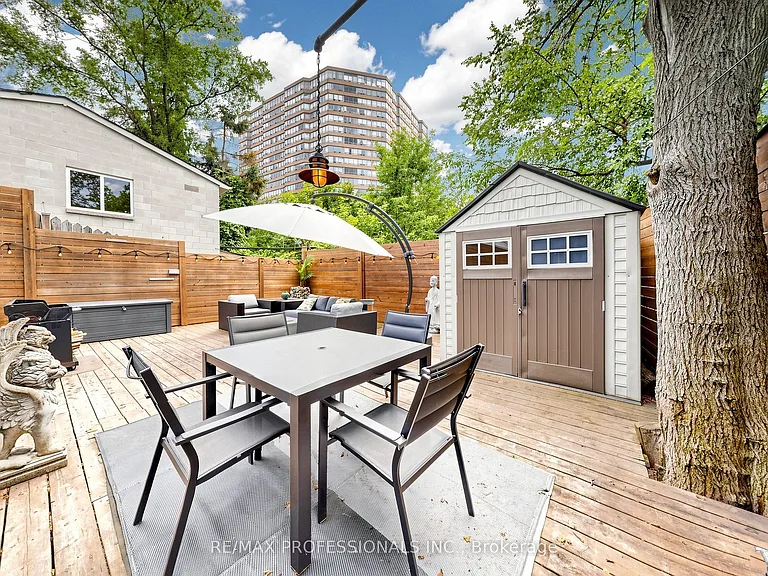 59 Lonborough Ave — Photo 28