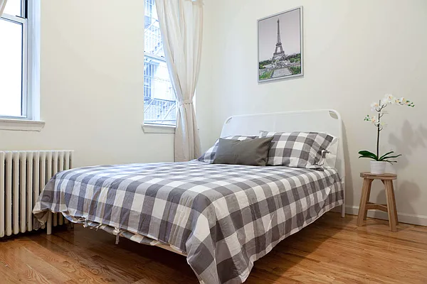 Rented by Big Apple Living | media 8