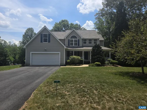 17 Monish Dr, Palmyra, VA 22963