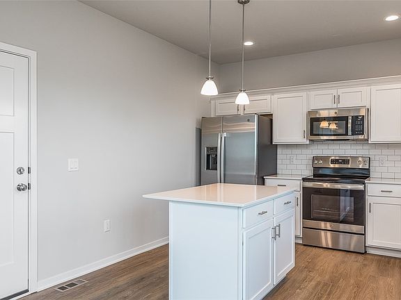 2nd image of 608 N 17th St