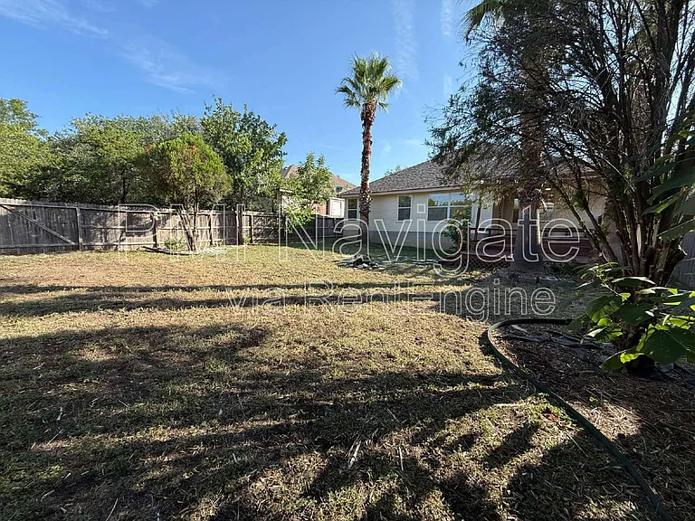 827 Visor Dr — Photo 31