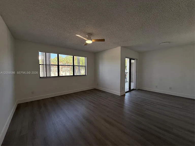 510 S Park Rd #2310 — Photo 4