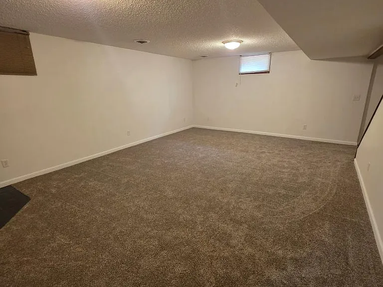 Unit Photo