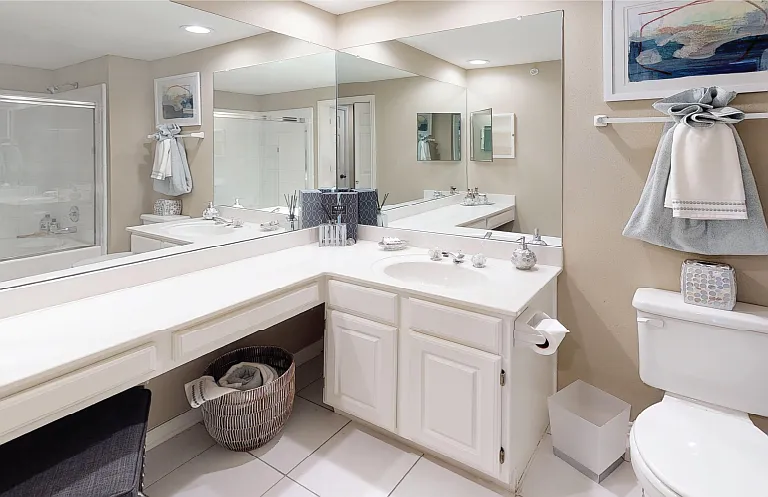 Tuscany Park Apartments — Photo 9