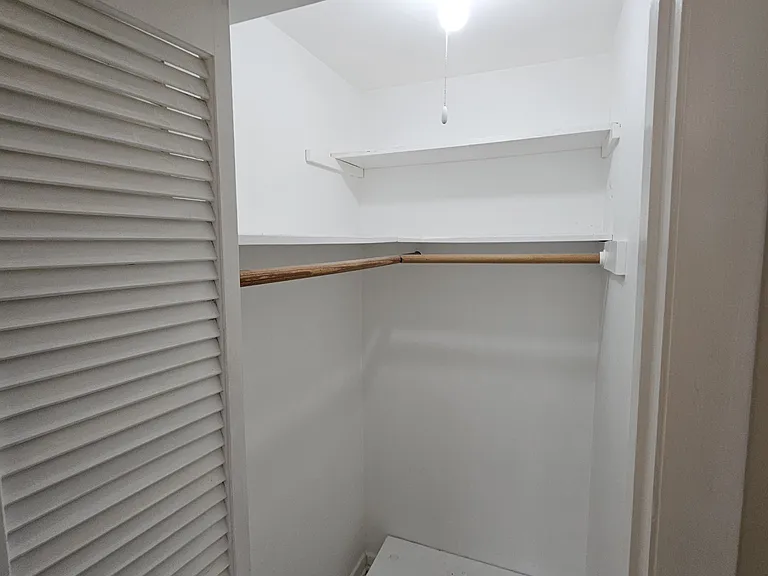 991 Barclay Dr — Photo 19