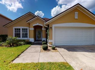 13752 Devan Lee Dr N, Jacksonville, FL 32226