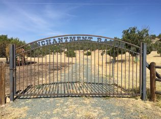 322 Pine Lodge Rd, Capitan, NM 88316