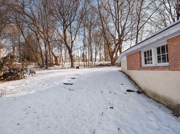 64 Bellevue Avenue, Rutland City, VT 05701