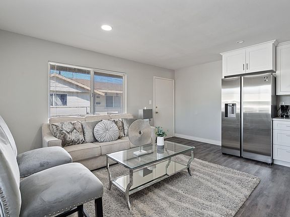 2nd image of 432 E Clara St #440