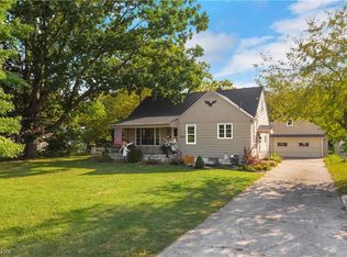 1203 Root Rd, Lorain, OH 44052