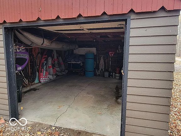5th image of 7910 E Oak Dr