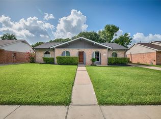 10310 Sagerock Dr, Houston, TX 77089